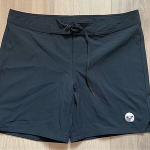 Women’s Black Roxy Board Shorts, M